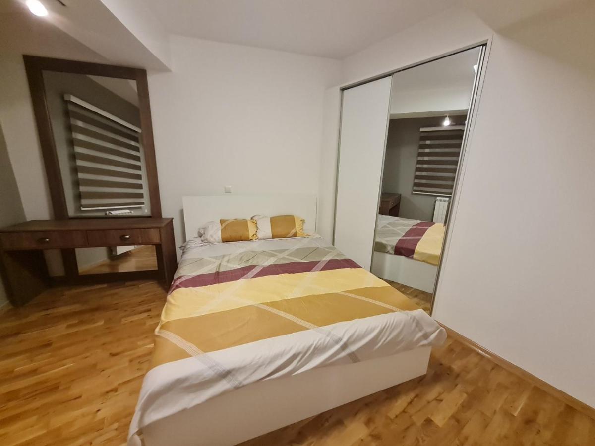 Marand Apartment Skopje Buitenkant foto