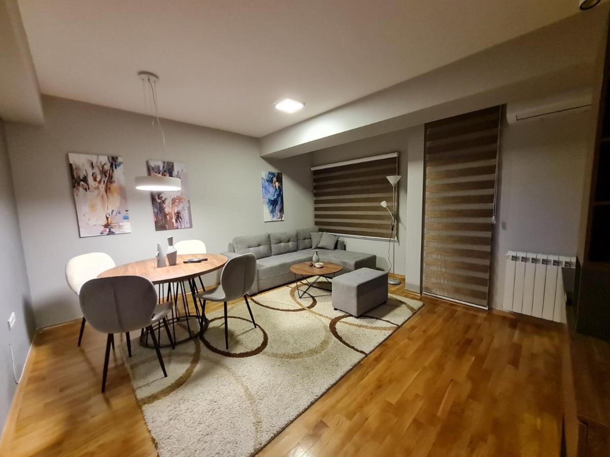 Marand Apartment Skopje Buitenkant foto